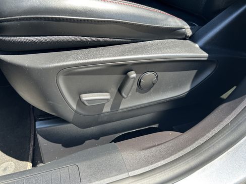 Used 2023 Ford Escape ST-Line w/ Tech Pack #1 AWD/4WD image 13