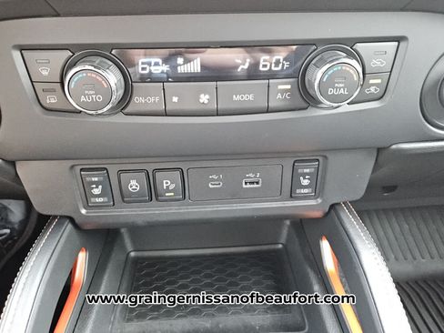 Used 2023 Nissan Frontier Pro-X w/ Pro Convenience Package RWD image 10