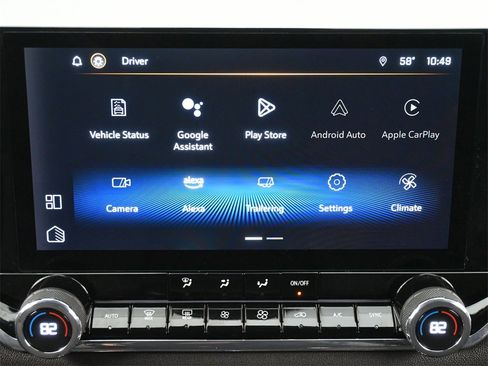 Used 2024 Chevrolet Colorado LT w/ LT Convenience Package image 9