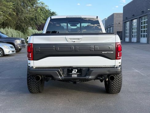 Used 2018 Ford F150 Raptor w/ Equipment Group 802A Luxury AWD/4WD image 11