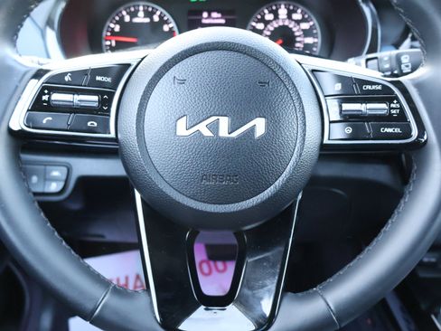 Used 2023 Kia Seltos S image 30