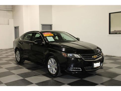 Used 2019 Chevrolet Impala LT image 2