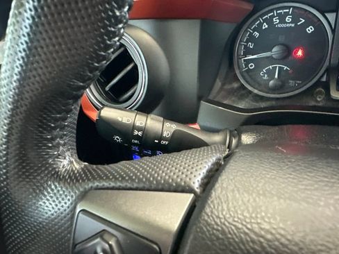 Used 2020 Toyota Tacoma TRD Sport AWD/4WD image 22