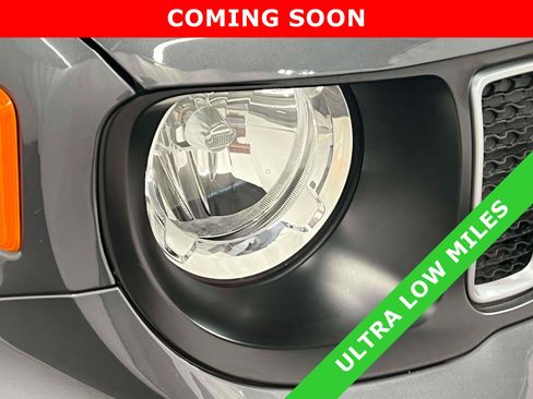 Certified 2023 Jeep Renegade Latitude AWD/4WD image 9