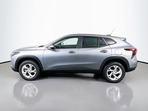 New 2026 Chevrolet Trax LS image 8