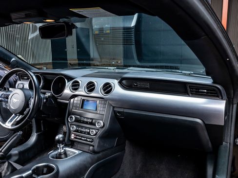 Used 2020 Ford Mustang GT image 13