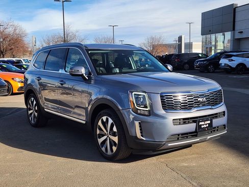 Used 2020 Kia Telluride S image 3