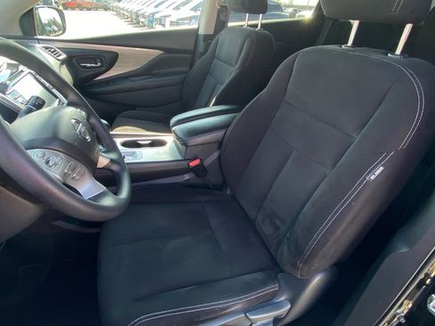 Used 2018 Nissan Murano S image 7