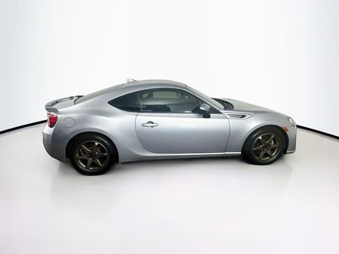 Used 2017 Subaru BRZ Limited w/ Popular Package #3 RWD image 10