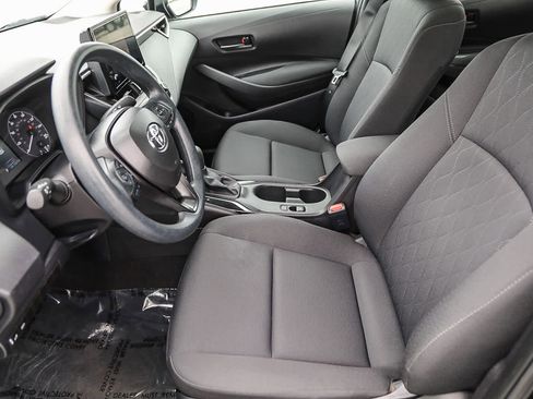 Certified 2025 Toyota Corolla LE image 18