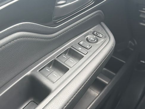 Certified 2025 Honda Odyssey Touring image 23
