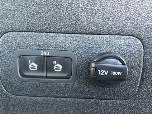 Used 2020 Hyundai Santa Fe SEL AWD/4WD image 13