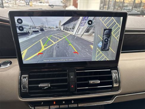 Certified 2023 Lincoln Navigator Reserve image 25