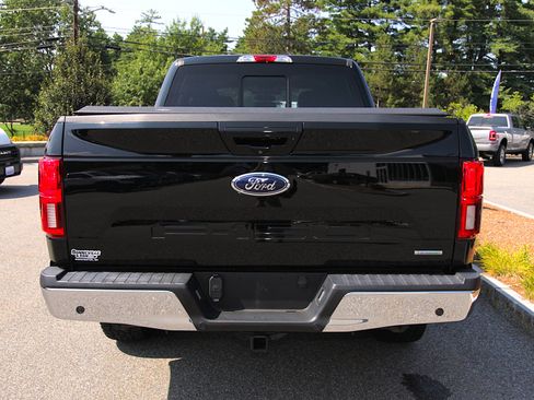 Used 2018 Ford F150 Lariat w/ Equipment Group 501A Mid image 9