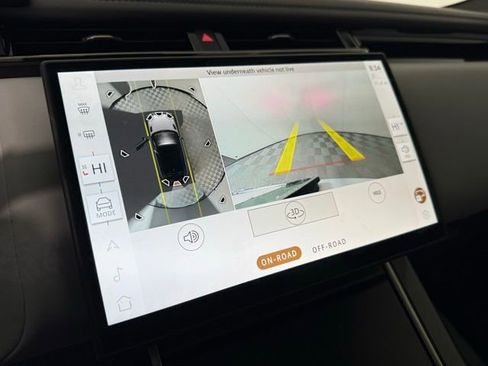 Certified 2026 Land Rover Range Rover Velar Dynamic SE image 17