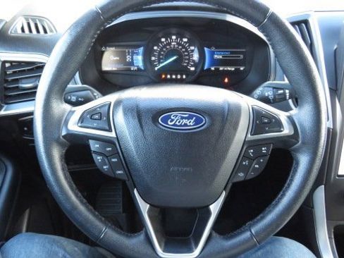 Certified 2024 Ford Edge SEL w/ Convenience Package image 21