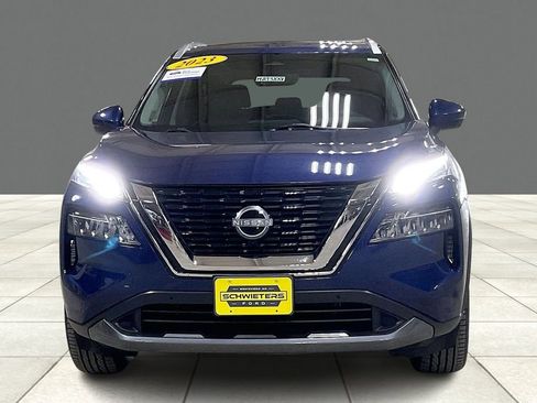 Used 2023 Nissan Rogue SL w/ SL Premium Package image 3