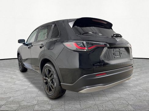 New 2027 Honda HR-V Sport image 4