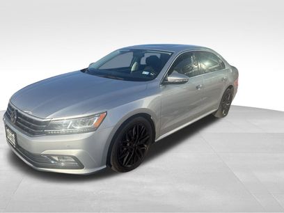 Used 2018 Volkswagen Passat 2.0T SE