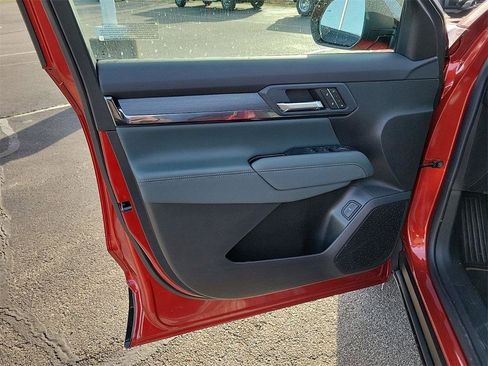 New 2026 GMC Terrain AT4 w/ Convenience Package III image 18