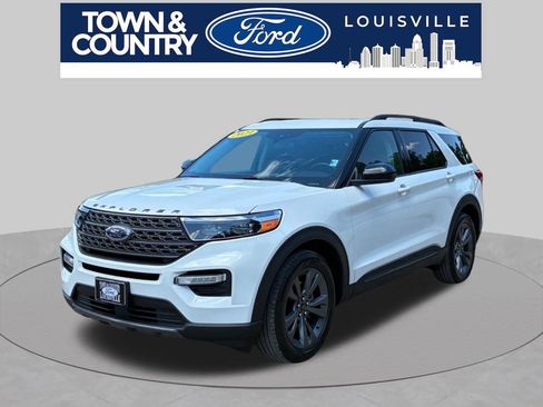 Used 2023 Ford Explorer XLT w/ Equipment Group 202A RWD image 7