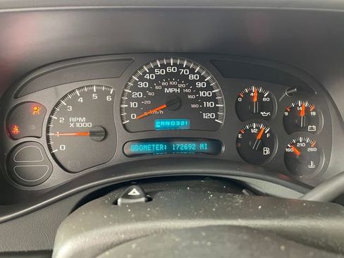 Used 2004 GMC Sierra 1500 SLE w/ Light Duty Power Package AWD/4WD image 5