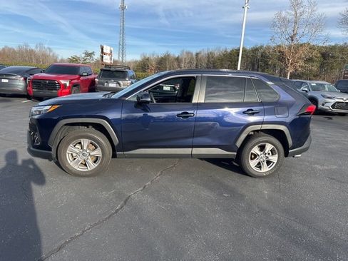 Used 2024 Toyota RAV4 XLE image 3