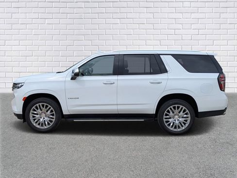 Used 2024 Chevrolet Tahoe Premier RWD image 2