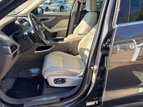 Used 2020 Jaguar F-PACE Portfolio image 18