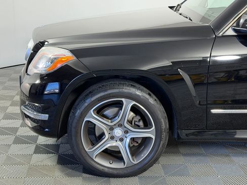 Used 2015 Mercedes-Benz GLK 250 BlueTEC 4MATIC image 10