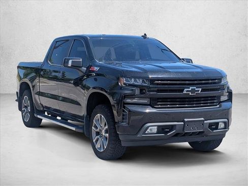 Used 2020 Chevrolet Silverado 1500 RST w/ True North Edition AWD/4WD image 3