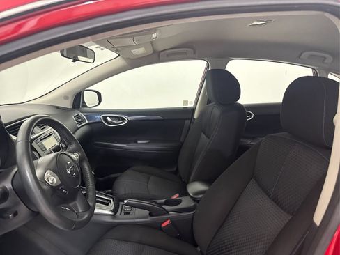 Used 2018 Nissan Sentra SR FWD image 30