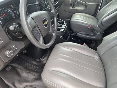 Used 2024 Chevrolet Express 3500 LS RWD image 23