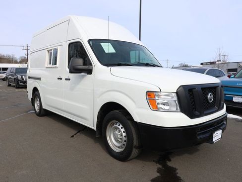 Used 2021 Nissan NV 2500 S RWD image 7
