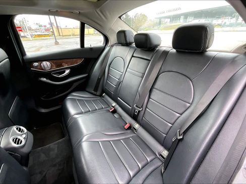 Used 2015 Mercedes-Benz C 300 4MATIC Sedan image 20