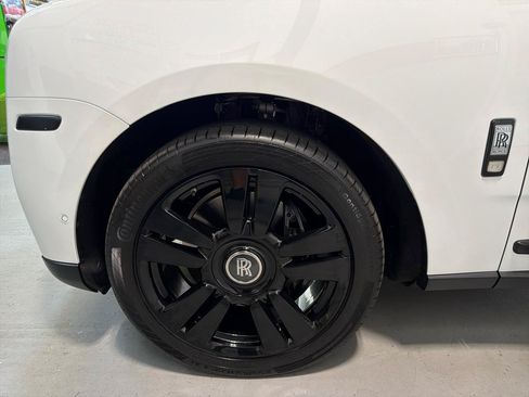 Used 2023 Rolls-Royce Cullinan AWD/4WD image 24