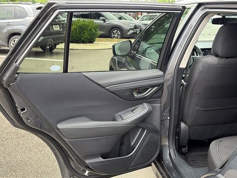 Used 2024 Subaru Outback Premium AWD/4WD image 20