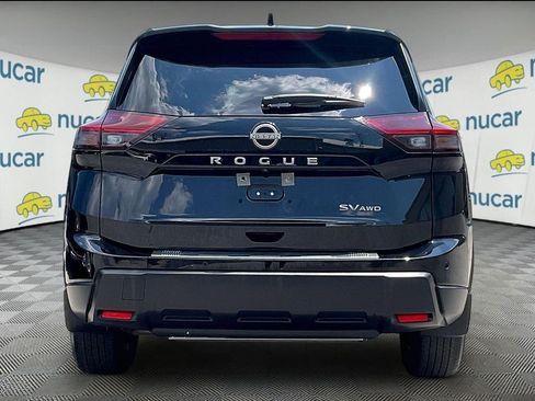 Used 2024 Nissan Rogue SV AWD/4WD image 5