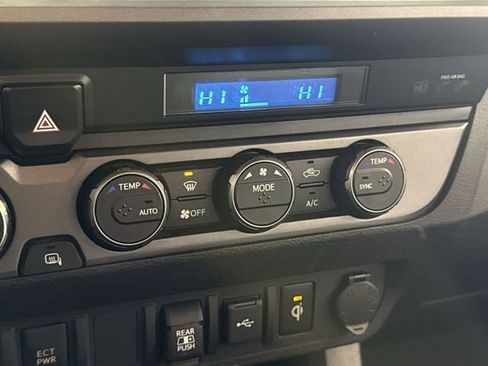 Used 2021 Toyota Tacoma TRD Off-Road image 24