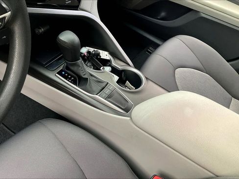 Used 2023 Toyota Camry LE image 16