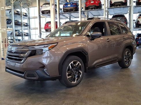 New 2025 Subaru Forester Limited image 5