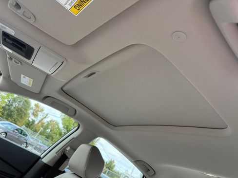 New 2025 Honda Accord SE image 21