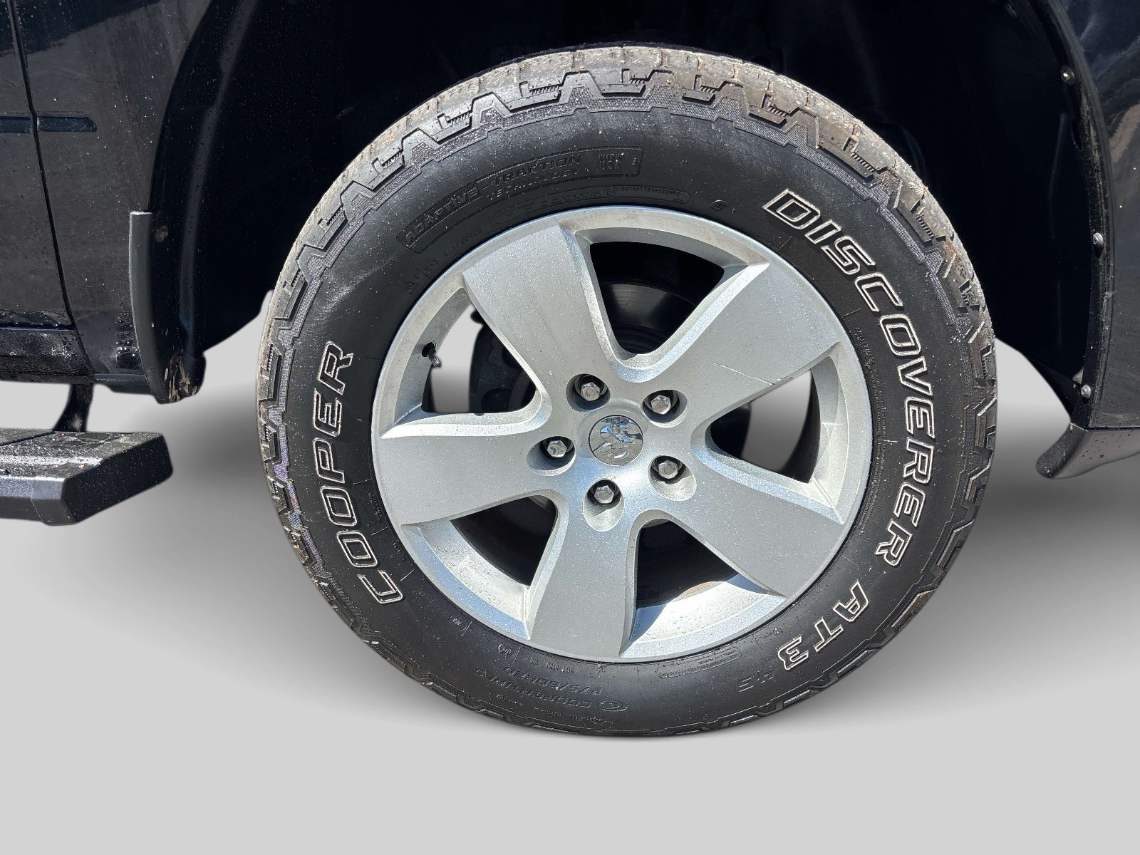 Used 2012 RAM 1500 Express AWD/4WD image 29
