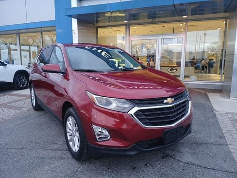 Used 2020 Chevrolet Equinox LT image 3