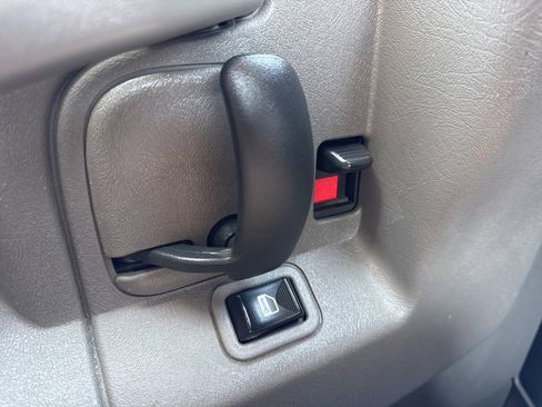 Used 2021 GMC Savana 3500 Extended w/ Power Convenience Package image 19