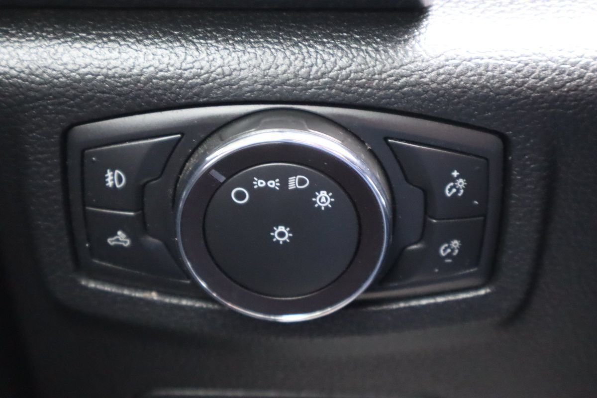 Used 2020 Ford F150 XLT w/ Equipment Group 302A Luxury AWD/4WD image 33
