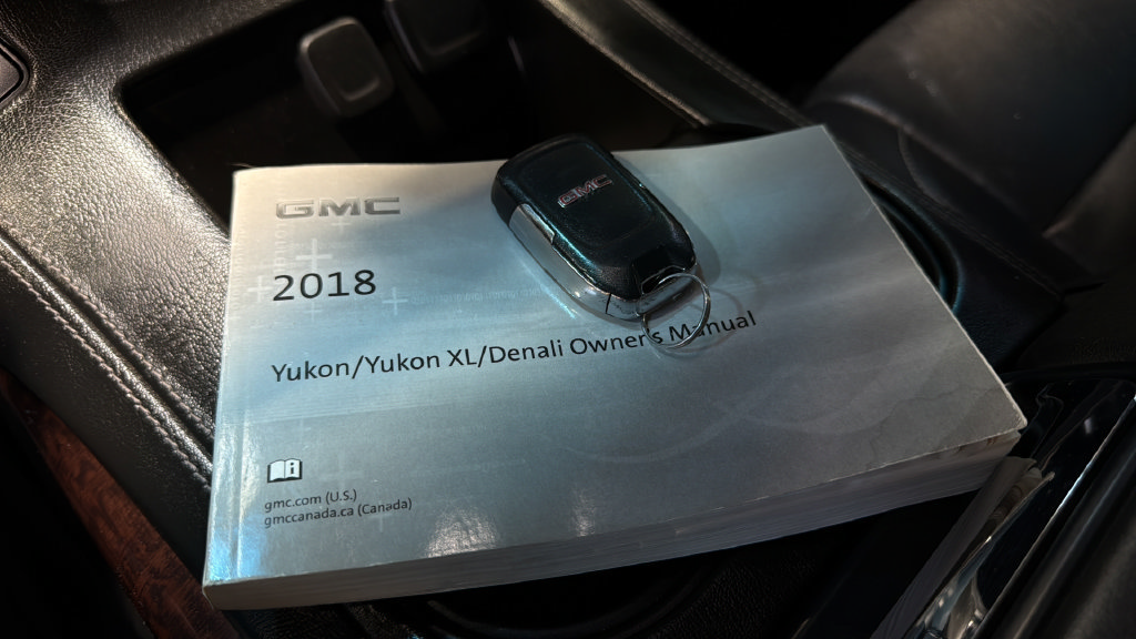 Used 2018 GMC Yukon SLT w/ Open Road Package AWD/4WD image 42