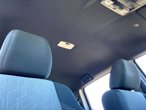 Used 2023 Toyota Tacoma TRD Sport w/ Technology Package image 14