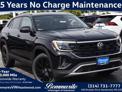 New 2026 Volkswagen Atlas Cross Sport SE AWD/4WD image 1