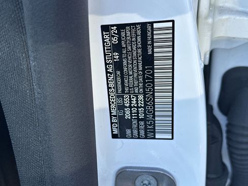 Certified 2025 Mercedes-Benz CLA 250 image 28